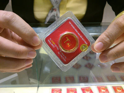 Không được sản xuất vàng miếng, nhiều doanh nghiệp chuyển hướng sản xuất loại nhẫn lớn tới 5 chỉ