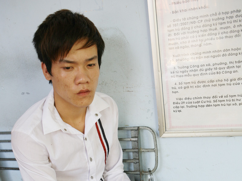 Lừa bạn chat vào nhà nghỉ hiếp dâm