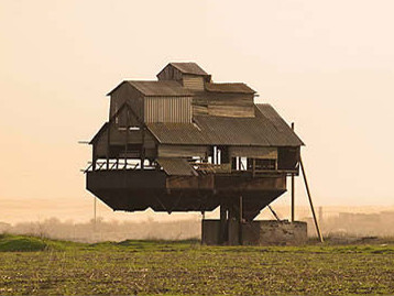 10 ngôi nhà có '1 - 0 - 2'