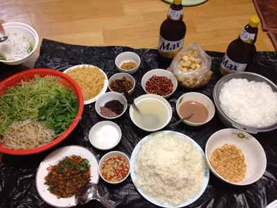 Trầy trật ẩm thực Việt