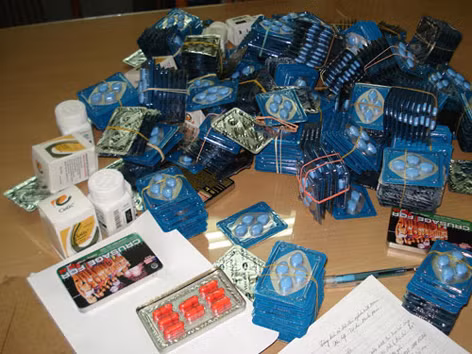 Bắt trình dược viên buôn Viagra giả