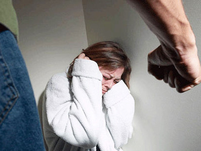 Chuyện người vợ bị chồng cắn đứt nhũ hoa