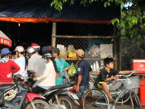 Phá trộm két lấy hàng trăm triệu