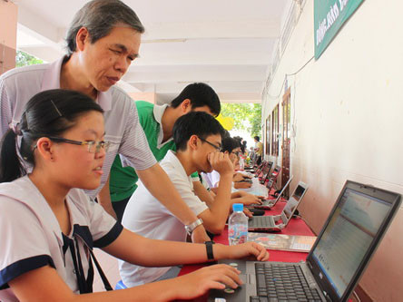 'Cẩm nang tuyển sinh' online