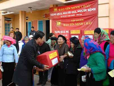 Chắp cánh ước mơ cho sinh viên nghèo