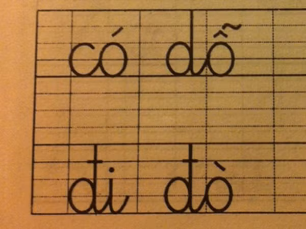 Sách lớp một dạy 'có dỗ, cây lêu'