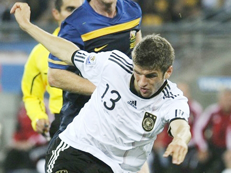 Muller ca ngợi Mueller