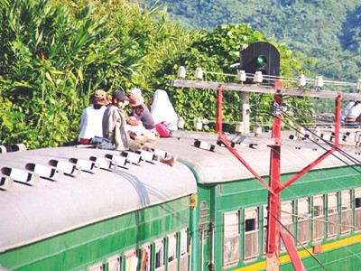 Tết muộn ở xóm tiều phu