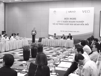 Sửa luật hải quan “thúc” xuất nhập khẩu