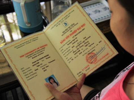 Chuyện của thạc sĩ đi làm công nhân