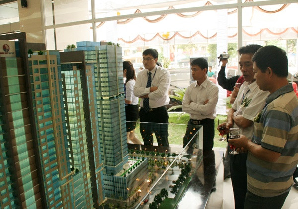 Hỗ trợ lãi suất, nhà đất vòng vèo giảm giá