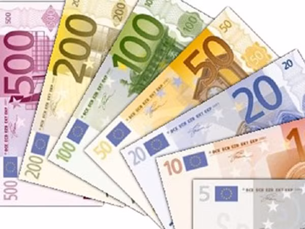 Doanh thu của EURO 2012: kỷ lục tiền thưởng mới