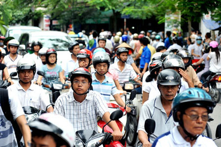 VAMA đề nghị chưa thu phí hạn chế phương tiện cá nhân