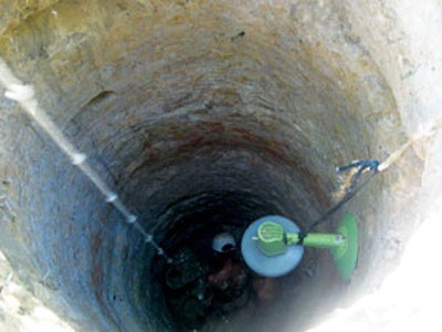 Ba người chết ngạt khi đang nạo vét giếng khơi