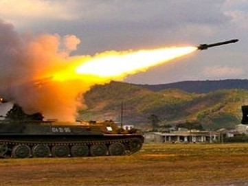 Clip: Sát thủ Strela 10 diệt siêu tiêm kích F 18