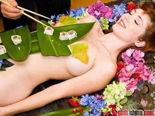 Vung tiền thác loạn