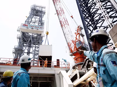 Phải đổ vốn, khơi thông đầu tư công ảnh: Hoàng Hải