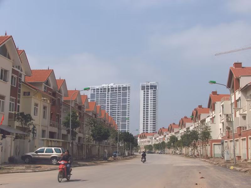 Nhà biệt thự có giá trị cao khó giao dịch Ảnh: Minh Tuấn
