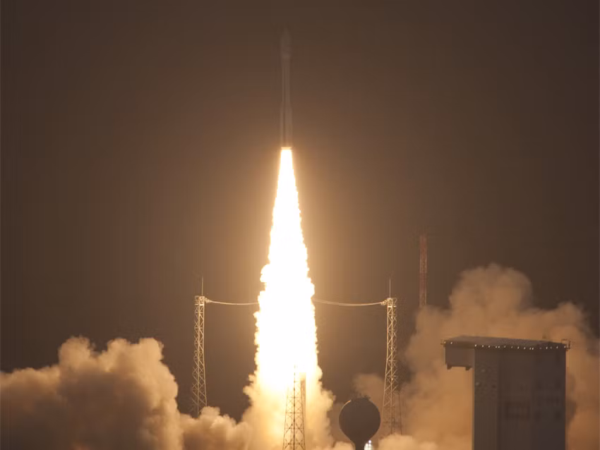 Việt Nam lại sắp phóng vệ tinh