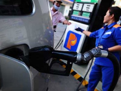 Ôtô có thể phải chịu 4 lần phí