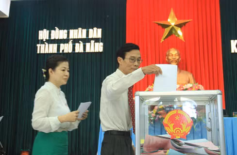 Chủ tịch Đà Nẵng không có phiếu tín nhiệm thấp