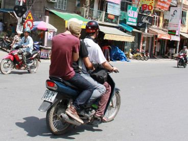 Hà Nội tiếp tục nắng nóng 38 độ C