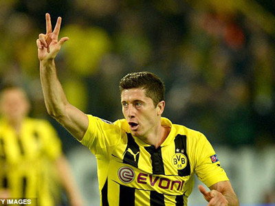 Vùi dập Real, Dortmund hướng tới chung kết toàn Đức