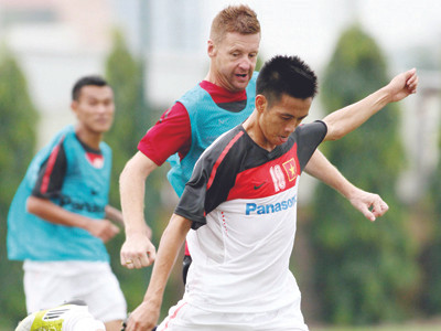 ĐTVN làm 'nóng' Indonesia