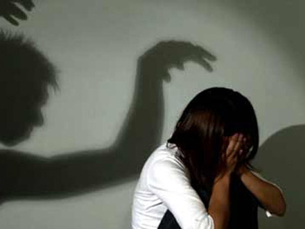 Bản án nào cho kẻ quan hệ với nữ sinh 12 tuổi?