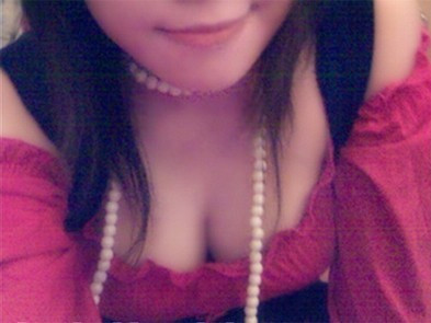 'Nổ' teen bơm ngực để thành hotgirl