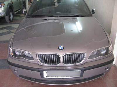 'Trùm' ma túy mua xe BMW tặng quà sinh nhật người tình