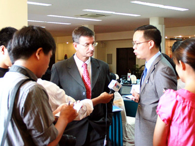 Ông Simon Funge Smith, Thư ký Ủy ban Nghề cá châu Á-Thái Bình Dương bày tỏ lo ngại về tranh chấp trên biển Đông Ảnh: Nguyễn Huy