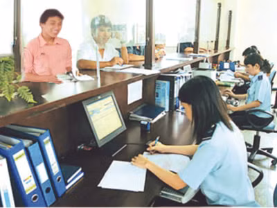 Hải quan lập 'đường dây nóng' tiếp nhận thông tin cán bộ nhũng nhiễu