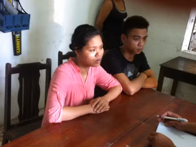 Tòm tem 'con nhang', thầy cúng sập bẫy tình