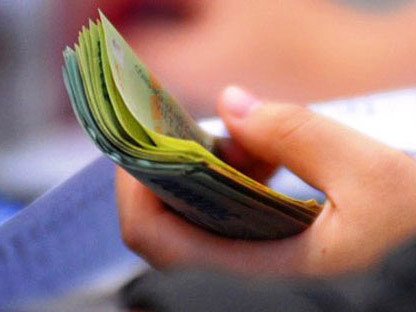 Nâng mức giảm trừ gia cảnh lên chín triệu đồng/tháng