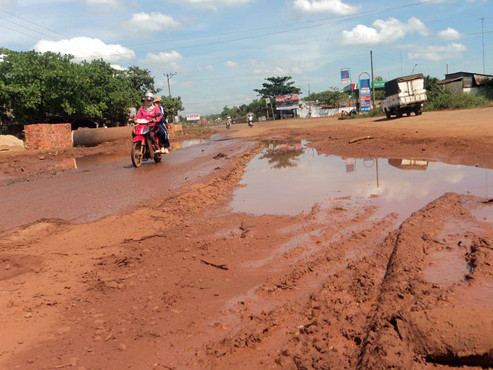 Chủ tịch tỉnh Bình Phước xin lỗi cử tri