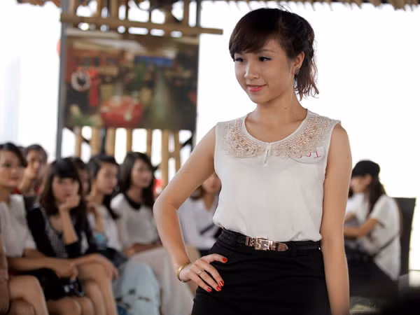 Cao 1m58 có thể ứng tuyển iMiss Thăng Long 2013