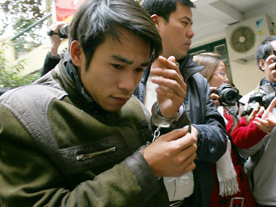 Nghi phạm giết người đầu thú như thế nào?