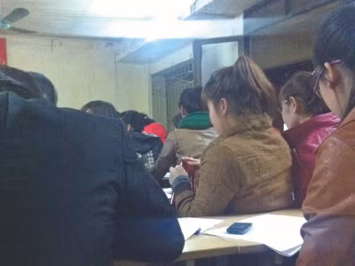 Liên thông đi học... như không