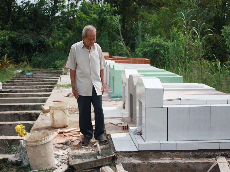 Lo hậu sự cho người nghèo