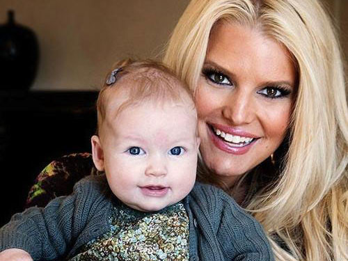 Người đẹp Hollywood sinh con năm 2012