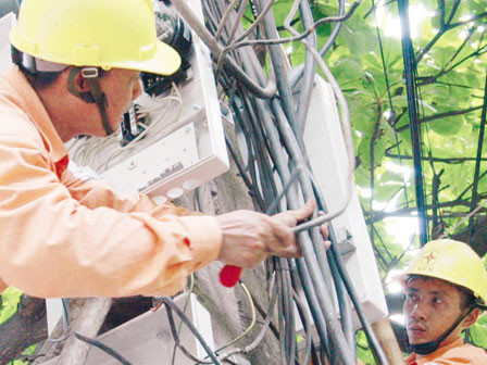 Bác đề xuất tăng giá điện của EVN