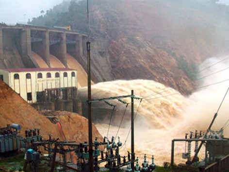 Thủy điện xả lũ gây bồi lấp đất nông nghiệp