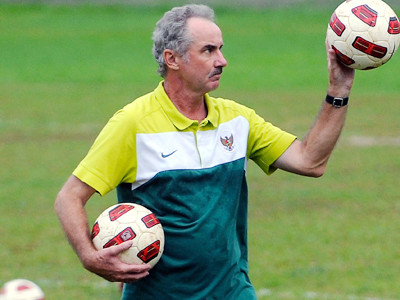 Theo HLV Riedl, ĐTVN vẫn cần một ông thầy ngoại