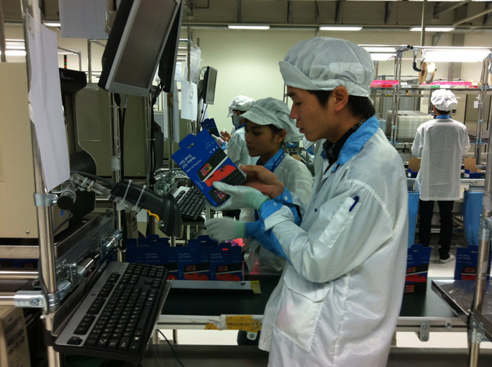 Bên trong nhà máy Nokia tại Bắc Ninh