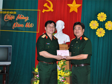 Báo chí góp phần xây dựng hình ảnh Bộ đội Cụ Hồ