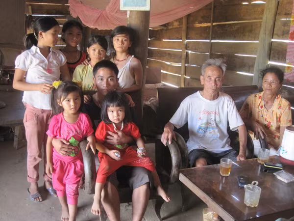 Ba ngày bị giam trong chuồng dê