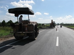 Cắt giảm đầu tư công thiếu hiệu quả: "Tội đồ" là từ phân bổ vốn