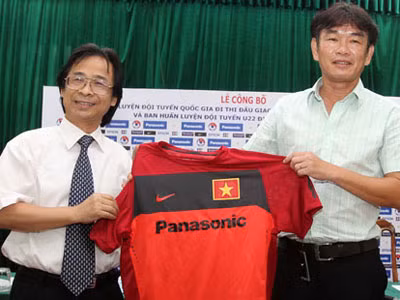 HLV Phan Thanh Hùng tiếp quản “ghế nóng”
