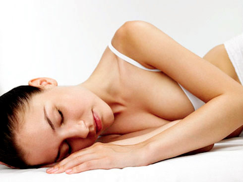 Ngủ đủ 8 tiếng một ngày để đẹp hơn